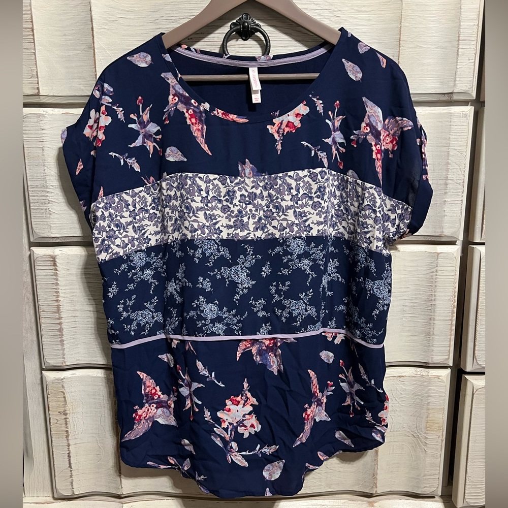 Xhilaration women’s blouse